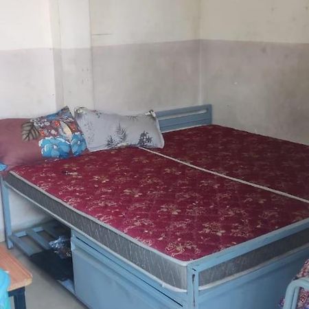Aashiyana Boys Hostel Indaur Exteriér fotografie