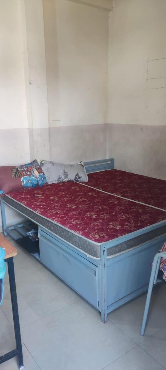 Aashiyana Boys Hostel Indaur Exteriér fotografie